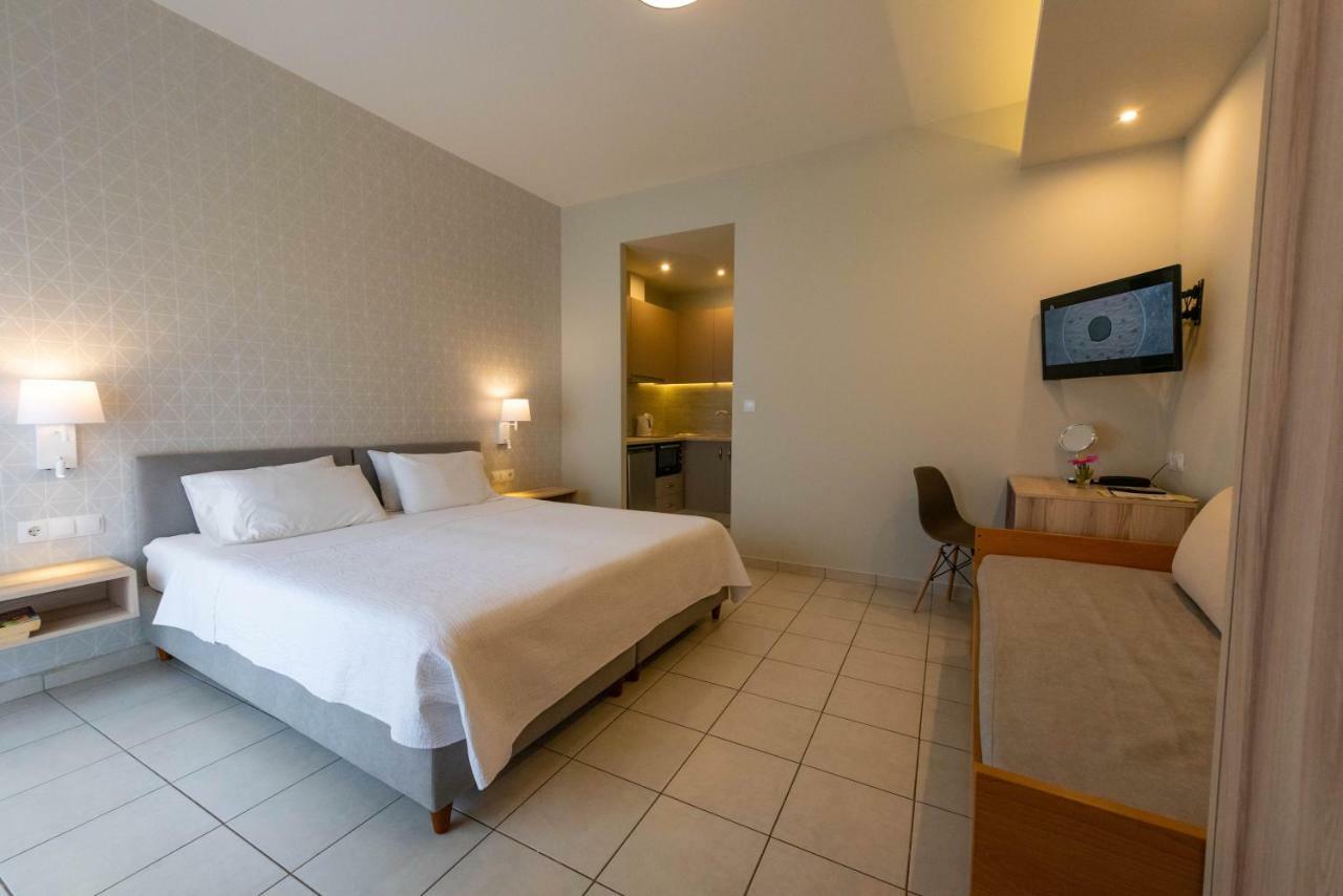 חראני Theoxenia Hotel Apartments מראה חיצוני תמונה